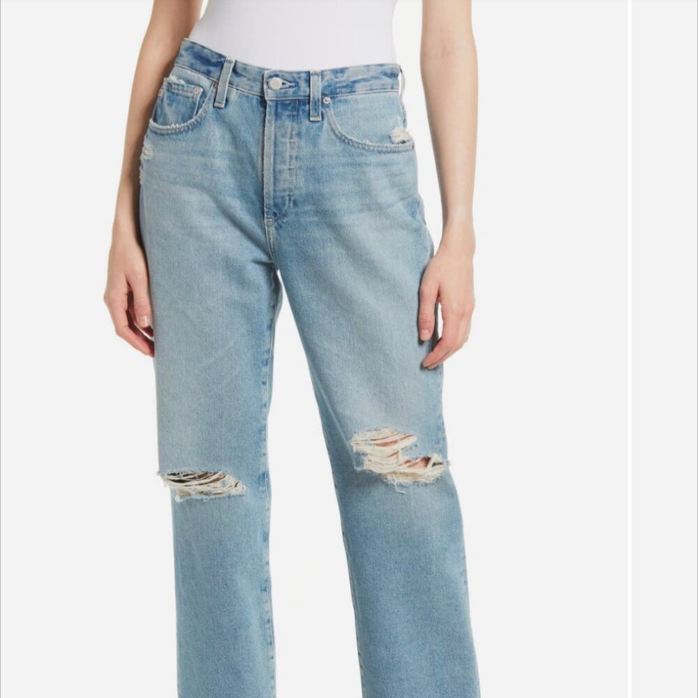 AG (ag-ed) clove ripped straight leg jeans
